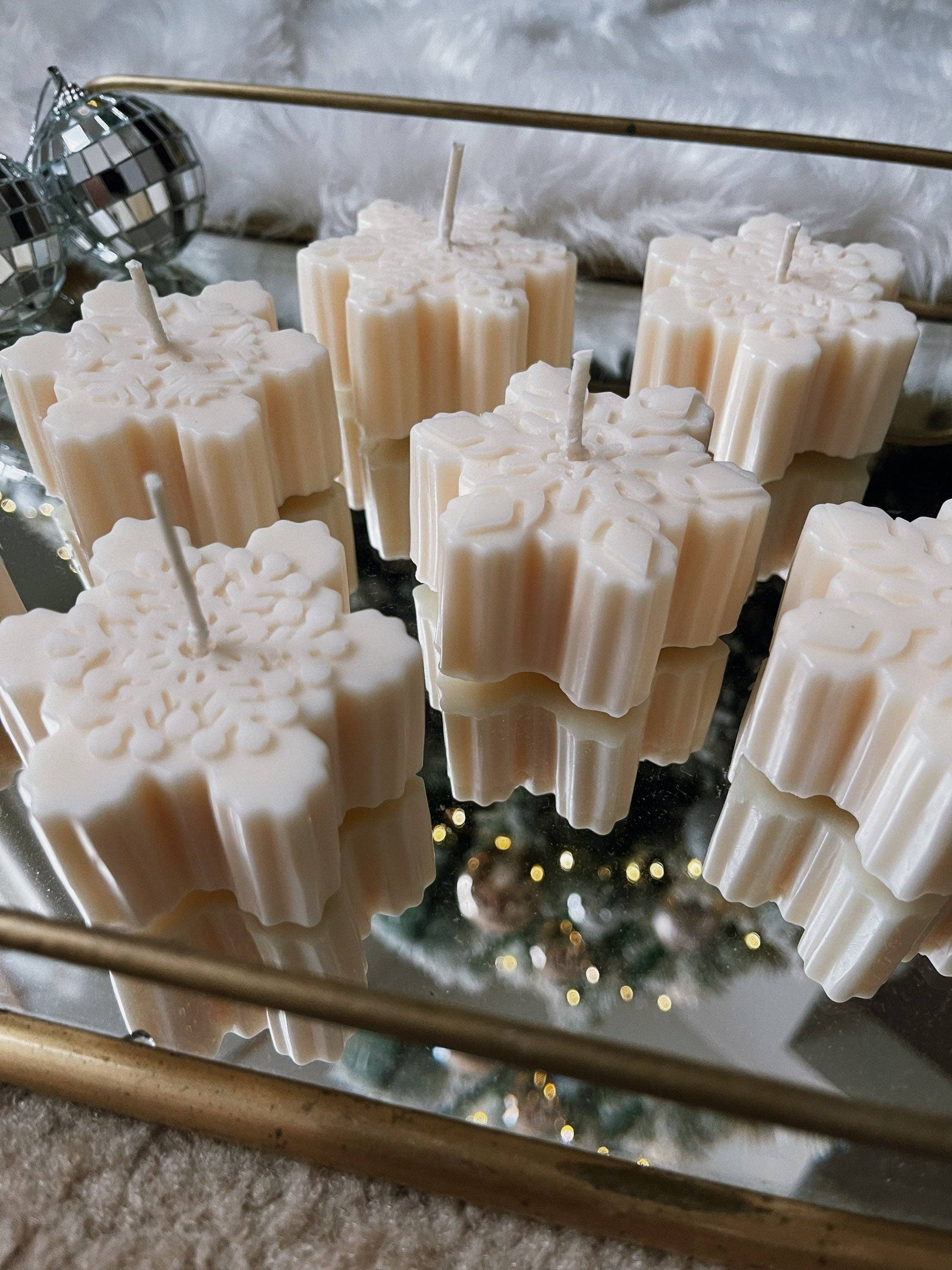 Hi Sunday Collective - Wholesale Novelty Candle - Snowflake Christmas Winter Novelty Candle5