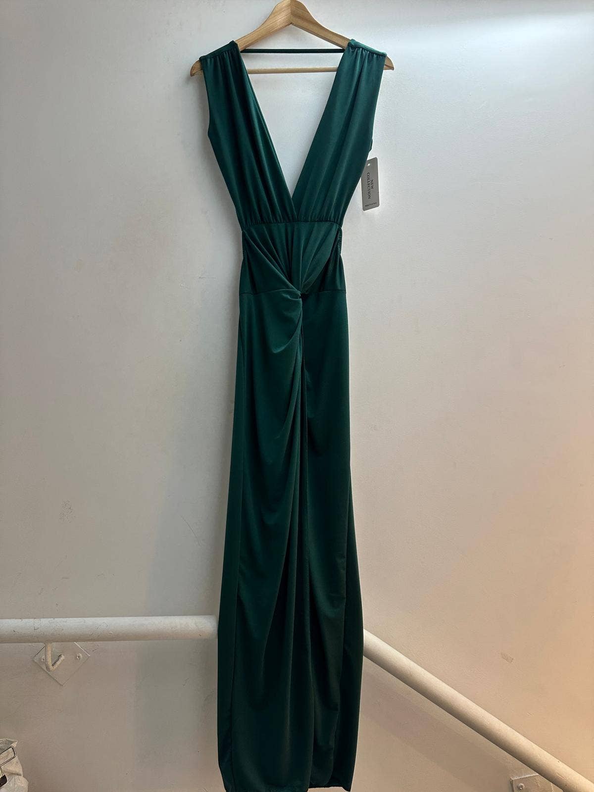 LORIANE – wholesale Dress – Women's – 5997 Plain long dress with open back one size15