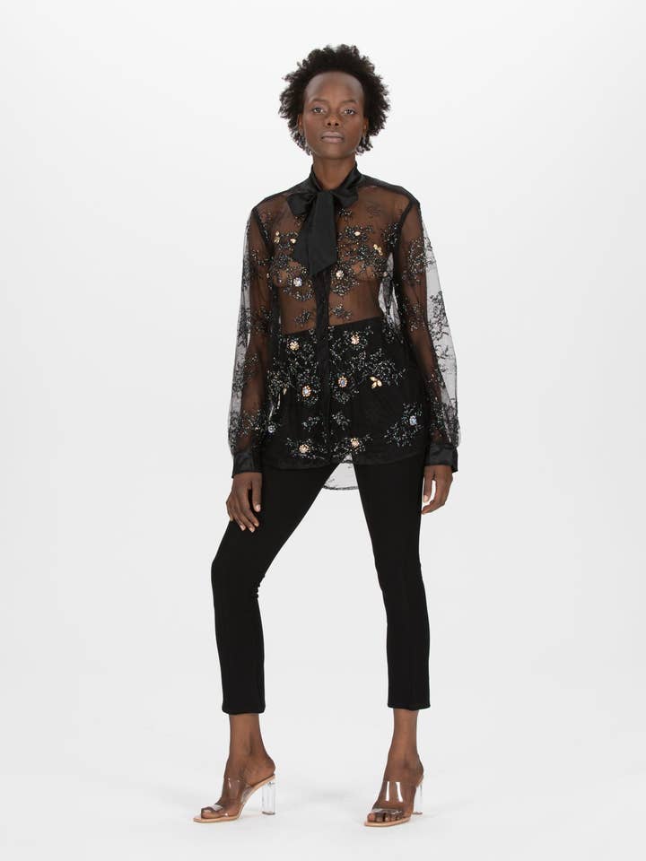 Blusa con lazo y apliques florales para venta al por mayor de Shiva Diva