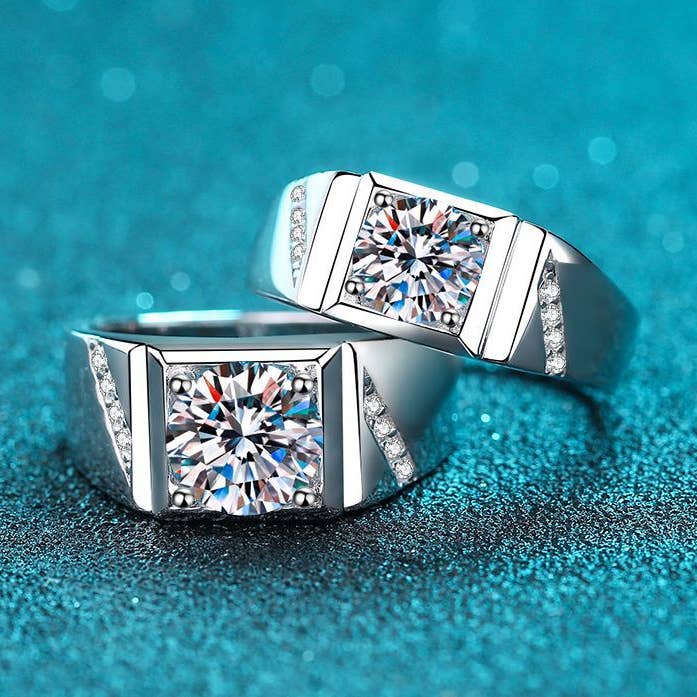 Perimade & Co. LLC - Wholesale Wedding Band/Ring - Round Moissanite Men's Wedding Ring in 925 Sterling Silver0