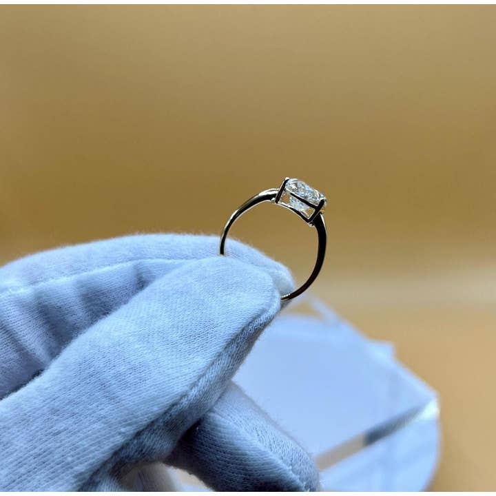 Elegant Jewels LLC - Wholesale Engagement Ring - 5 CT Oval Lab Grown Diamond 14K Gold Solitaire Ring
4