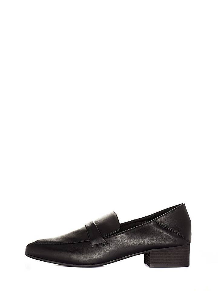 Berkonty – Mocassins – Mulher por atacado – MOCASSINS DE COURO PRETO KARINA2