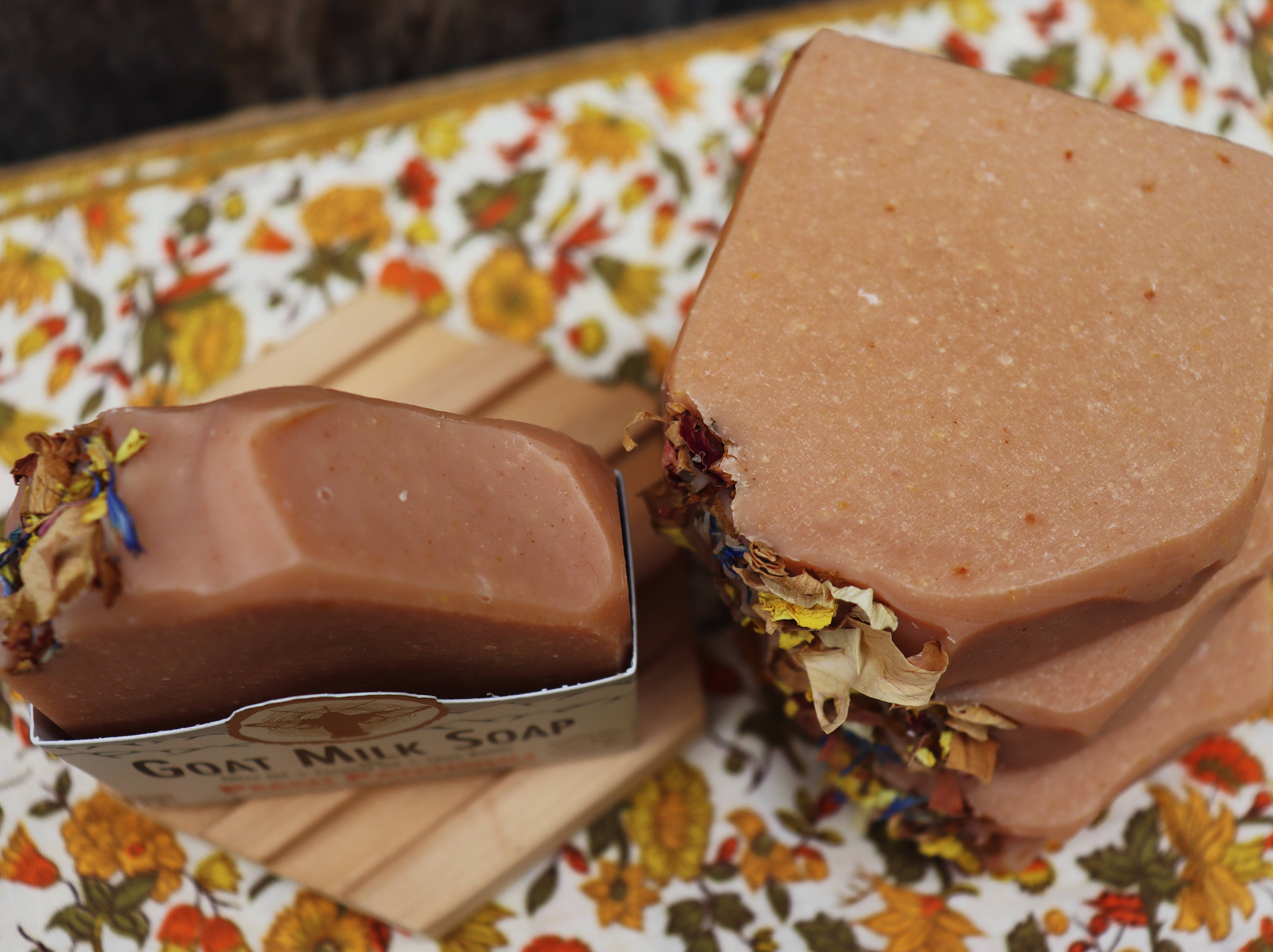 MOTH WOOD - Wholesale Bar Soap - Peach Patchouli Goat Milk Soap2