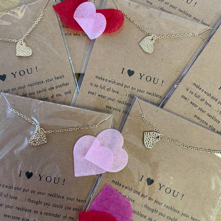 I Love You Collier en or sur carte pour la vente par Kate Tuesday Jewelry