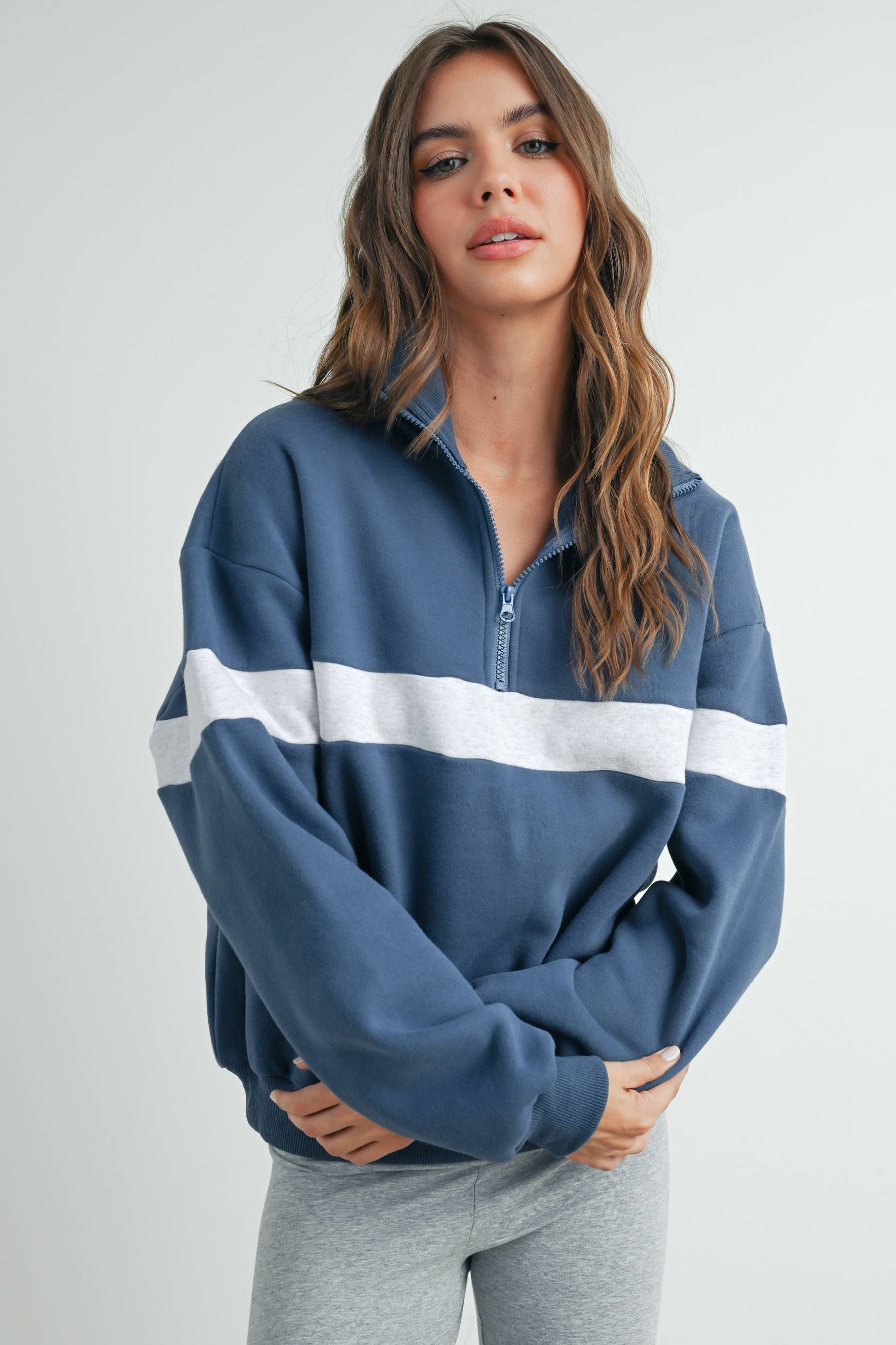 BUTTERMELON - Wholesale Sweatshirt - Women's - Two-Toned Half Zip Collar Sweatshirt - BMT753541