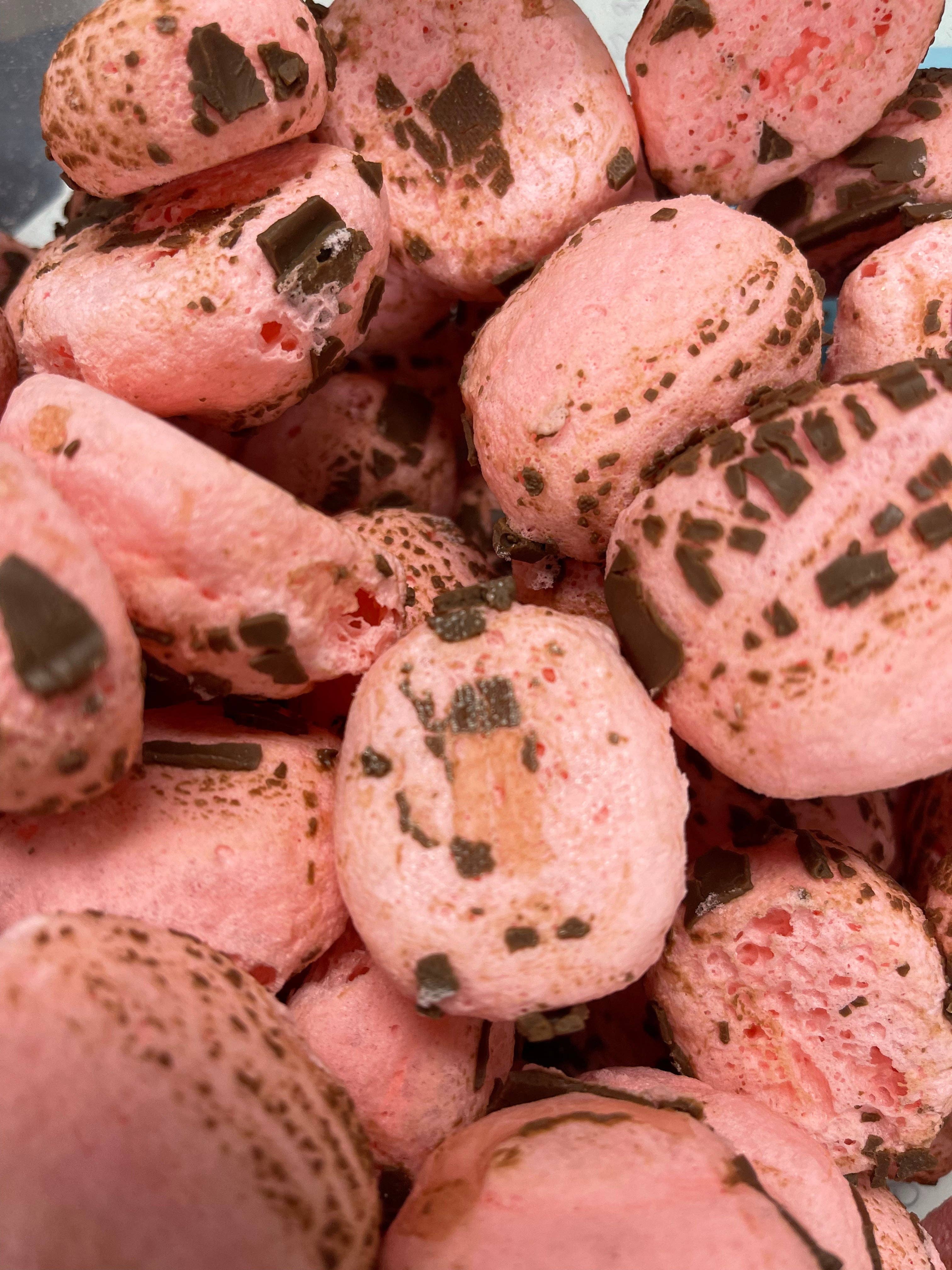 Freezy Favorites - Wholesale Hard Candy - Freeze Dried Charlie Puffs1