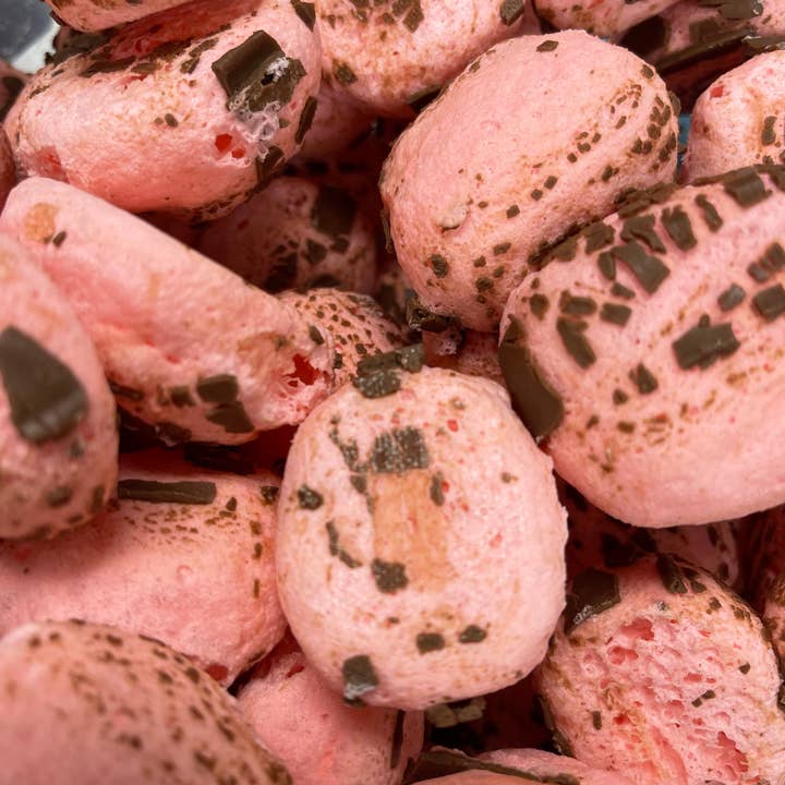 Freezy Favorites - Wholesale Hard Candy - Freeze Dried Charlie Puffs1