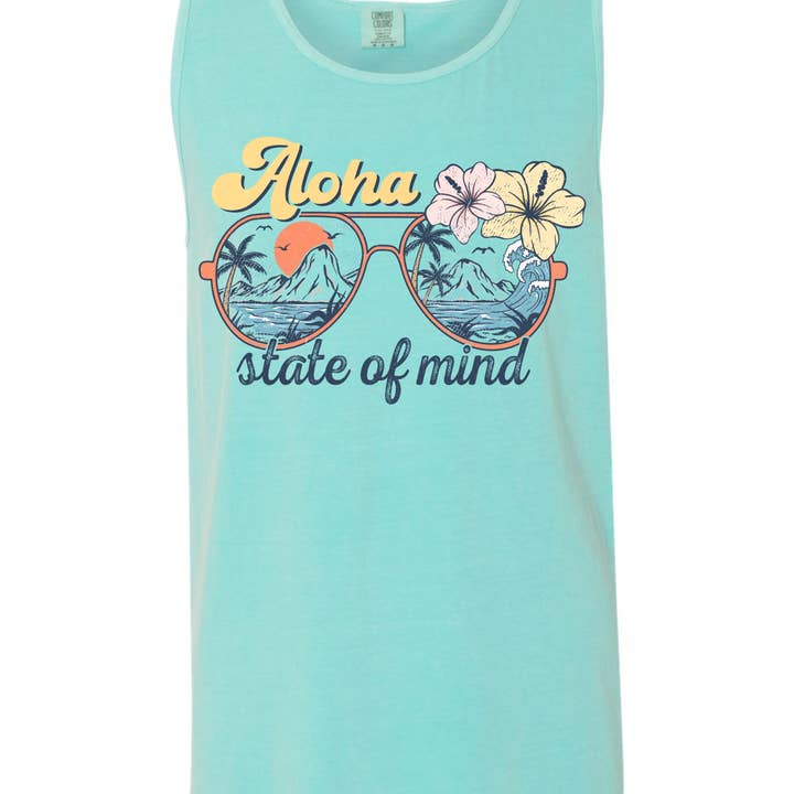 Tropical Aloha State of Mind Tank – Camisola de Praia Comfort Colors® | Camisola de Verão | Camisola Modesta para Mulheres | Corte Descontraído por atacado de Pecan Creek Designs