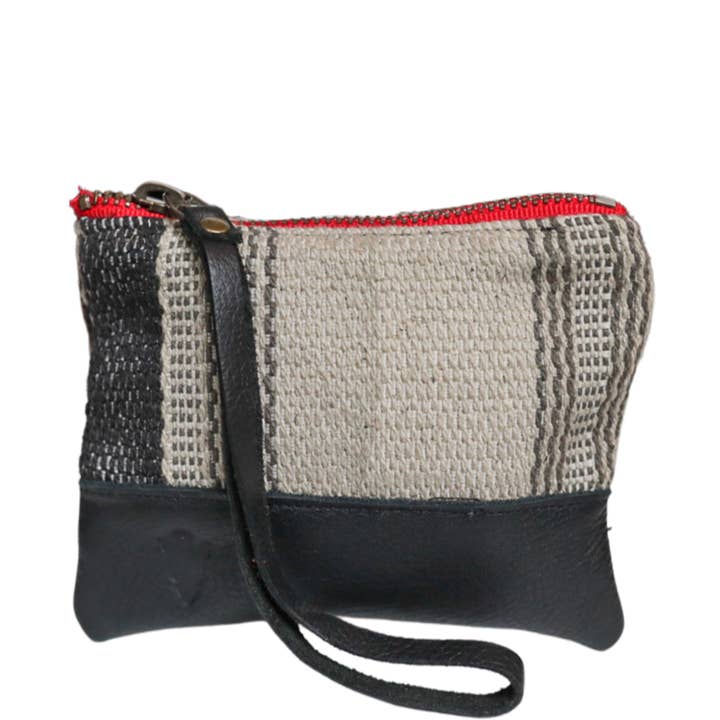 Nantucket Coin Pouch in Black Leather for wholesale by Vaalbara