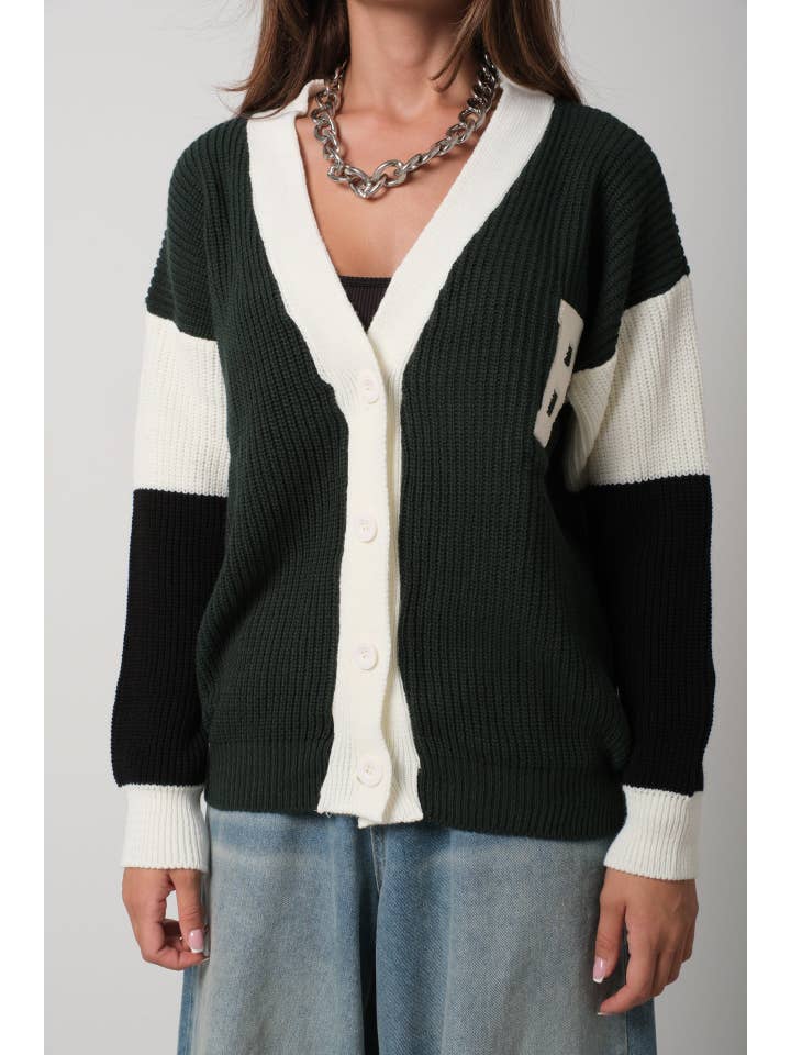 Black Fashion USA – wholesale Kofta - Dam – Grön koftjacka från Green College med emblem