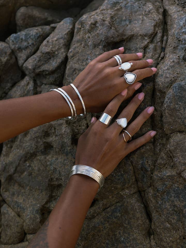 Parelmoer hart ring voor wholesale door Paradigm Design