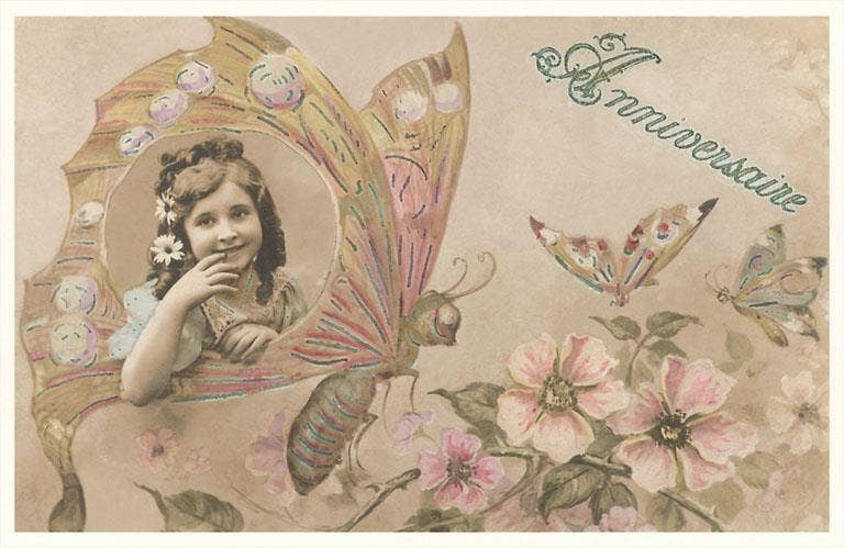 Found Image Press – wholesale Vykort – Vykort IO-153 Anniversaire, Viktoriansk Flicka i Fjärilsvingar0