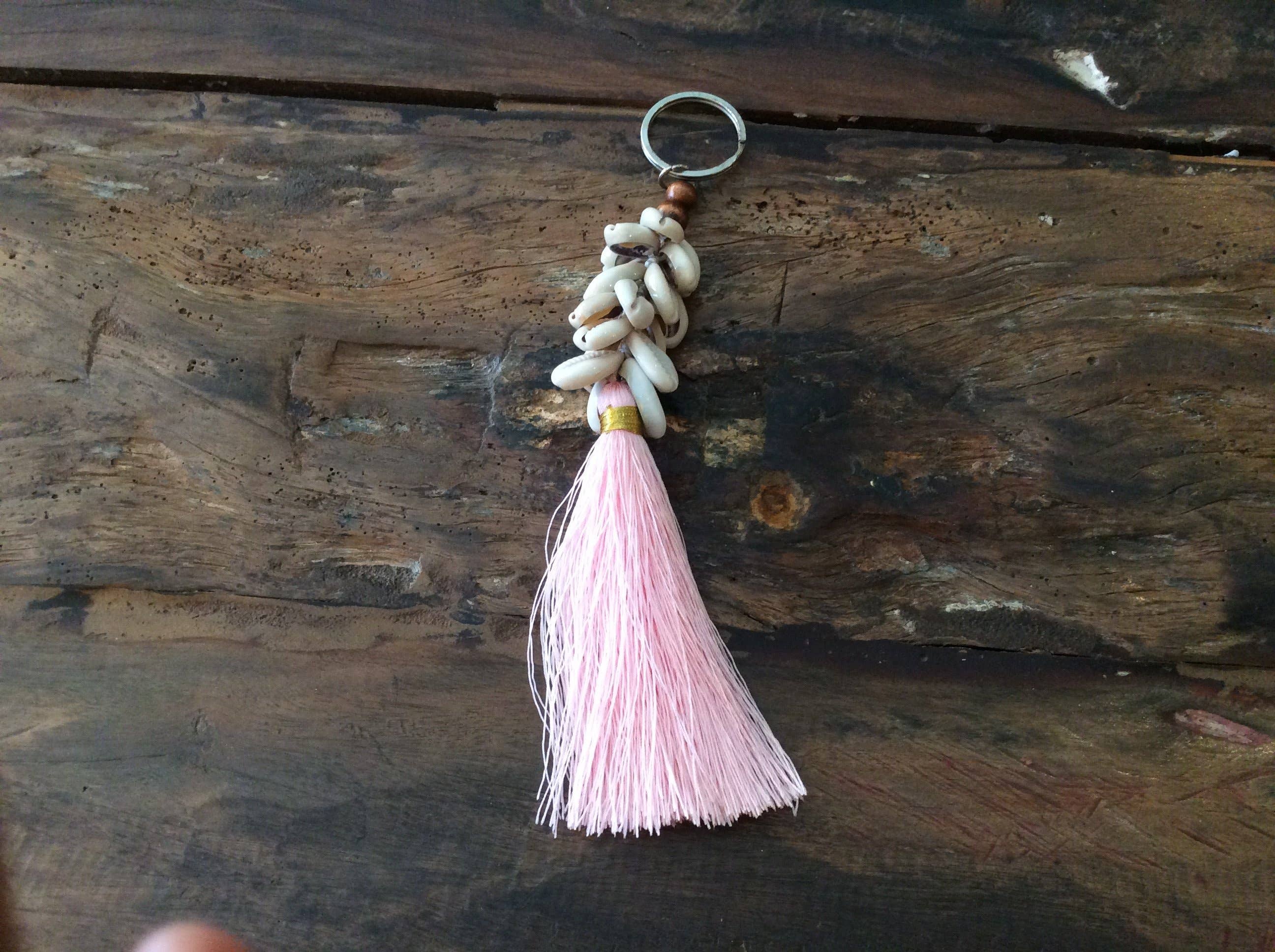 Keychain Tassel & Shell – Fern