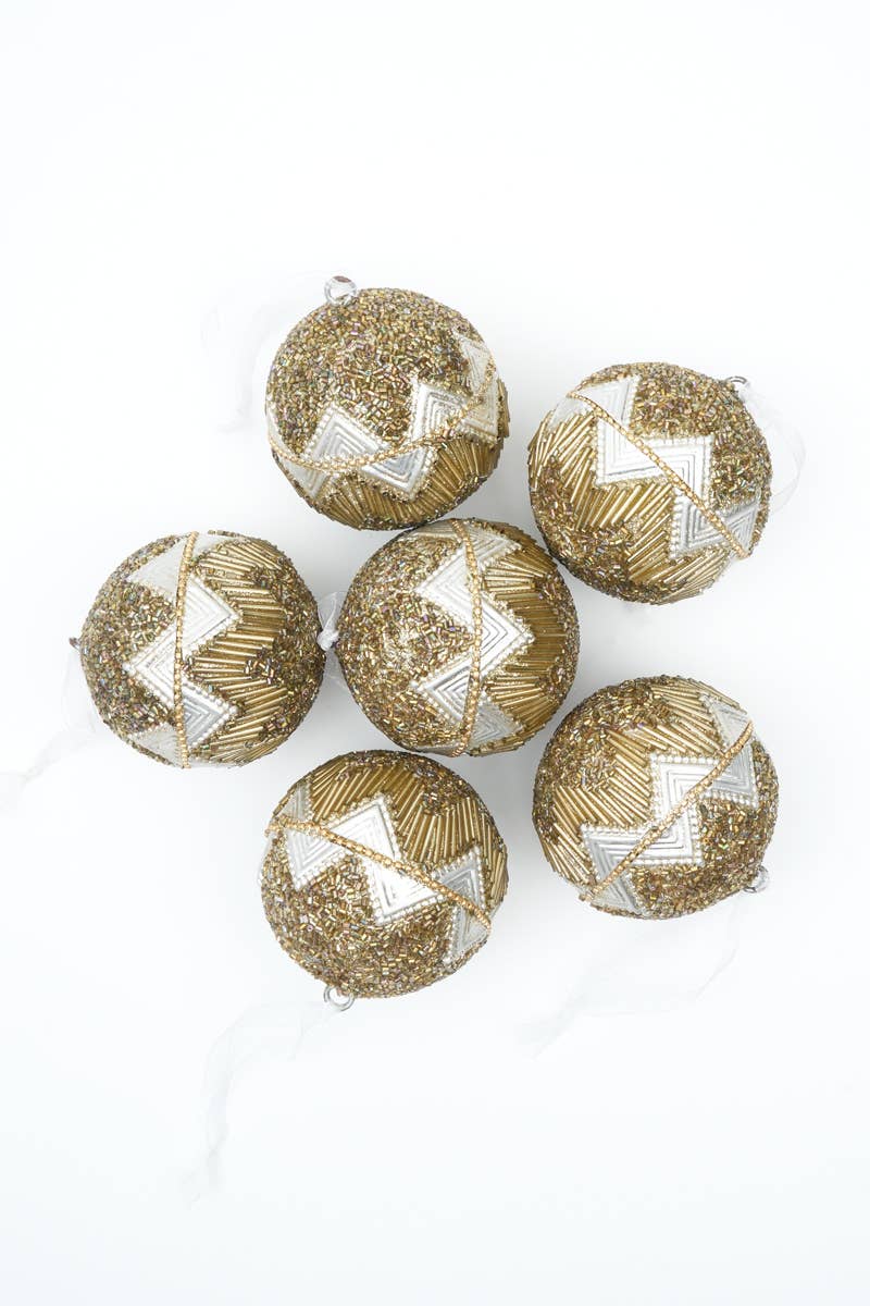 ExpoBazaar – Engroshandel Julepyntsæt – Moonlit Silver Glow Ornaments - Sæt med 62