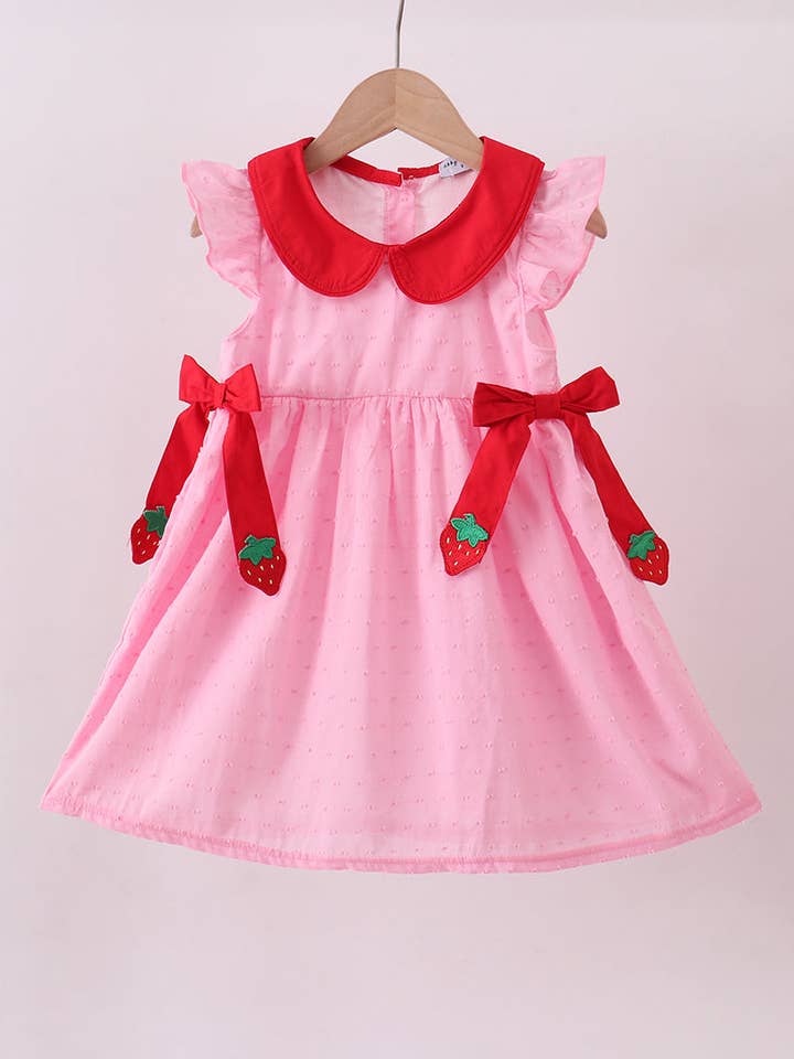 Vestido rosa de morangos com bolinhas suíças por atacado de Aspen Rain Boutique