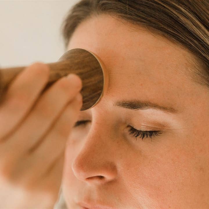 PAAVANI Ayurveda - Wholesale Face/Beauty Roller - Kansa Face Wand – Ayurvedic Tool for Glow & Lymph Drainage4