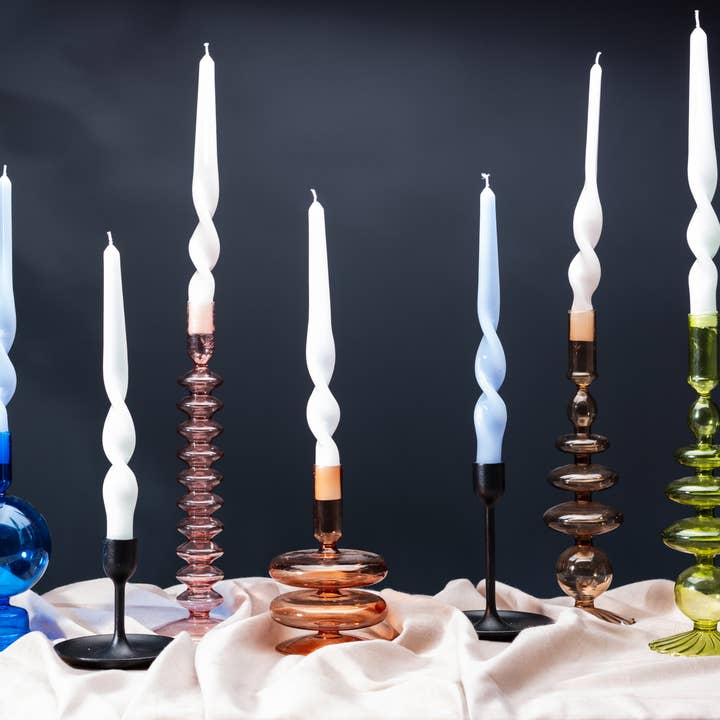 MÆGEN - Vente Bougies/bougeoirs coniques - MÆGEN Bougies Twist Taper - Paquet de 3 - Blanc Glace