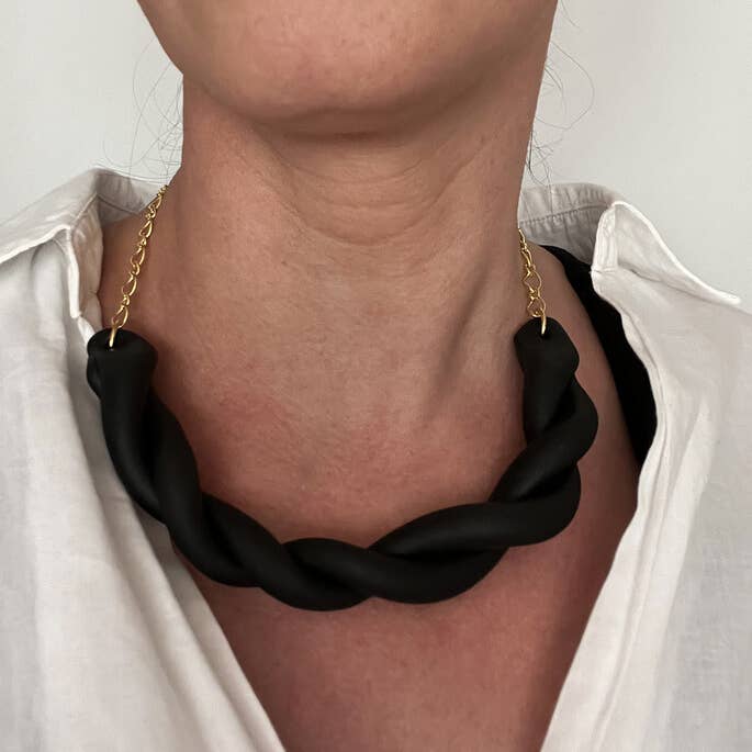 Jewelry By Elina Dahl - Wholesale Link & Chain Necklace - Necklace, twisted.3