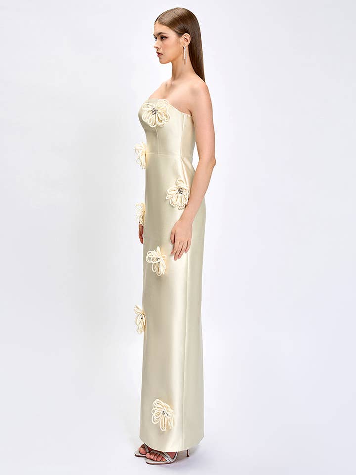 CREAM KEZIA 3D FLORAL MAXI BL80D21L for wholesale on Faire4