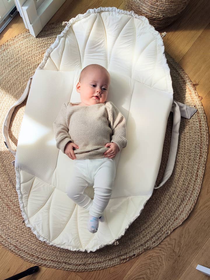 Ensemble pull tricoté et leggings en jersey côtelé pour la vente par Petiteaude