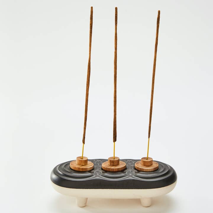 Ceramic and wooden incense holder, for 3 incense sticks. for wholesale by Anoq