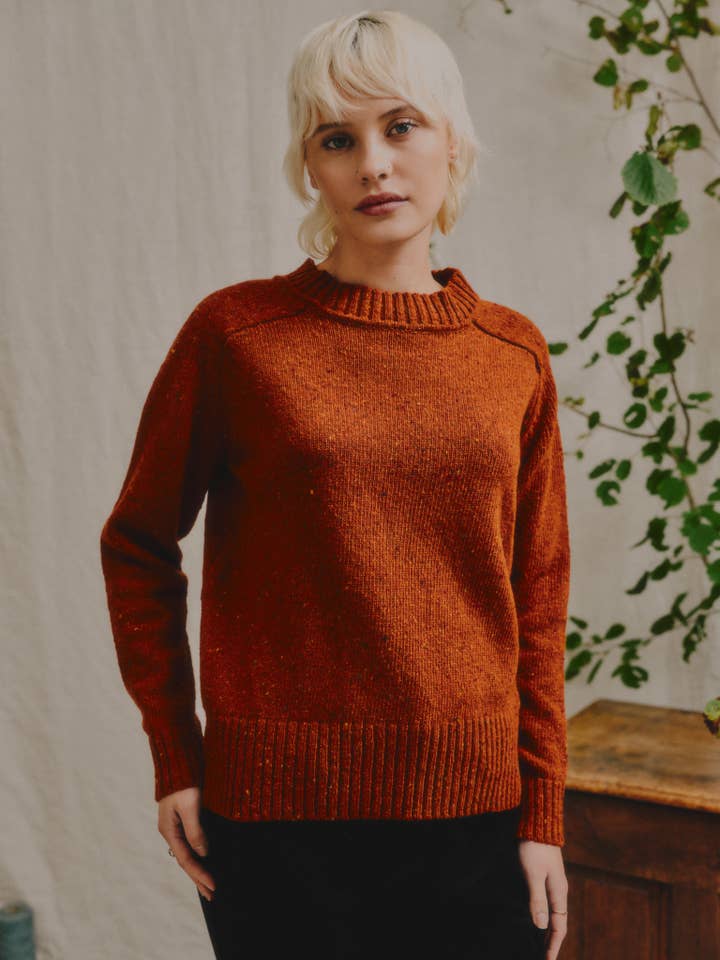 OUBAS – wholesale Knitted jumper – Women′s – Donegal Merino Wool Sweater in Copper1