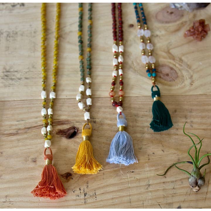 Mala pour la vente par ManaFest Jewelry
