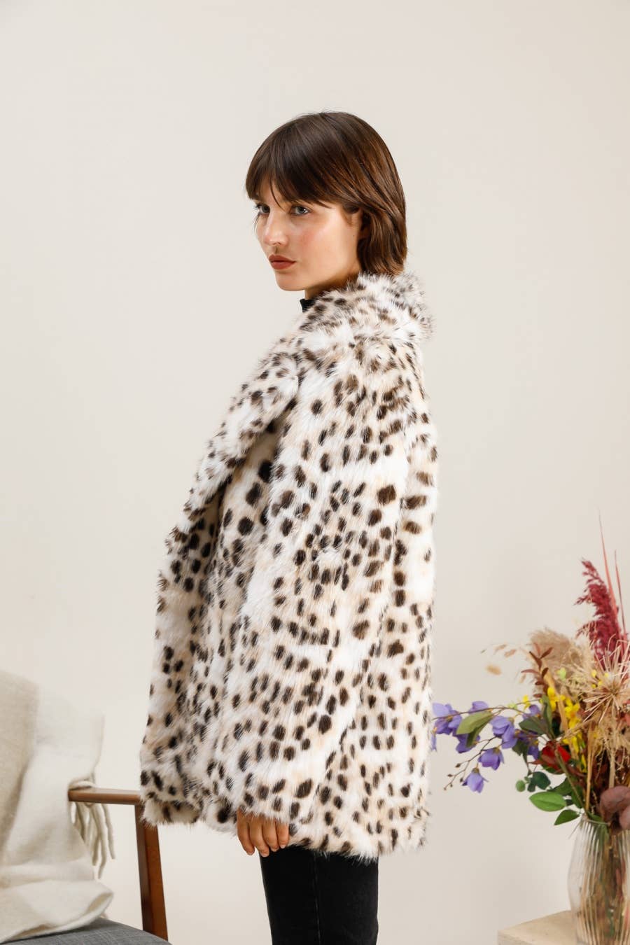 Attrait Paris - Wholesale Fur/Faux Fur Coat - Women's - Animal print faux fur coat2