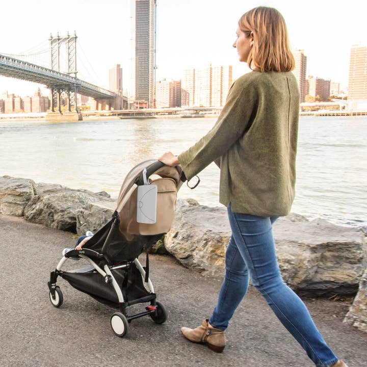 Ubbi - Wholesale Travel Changing Pad - Baby - Gray On-the-Go Wipes Dispenser6