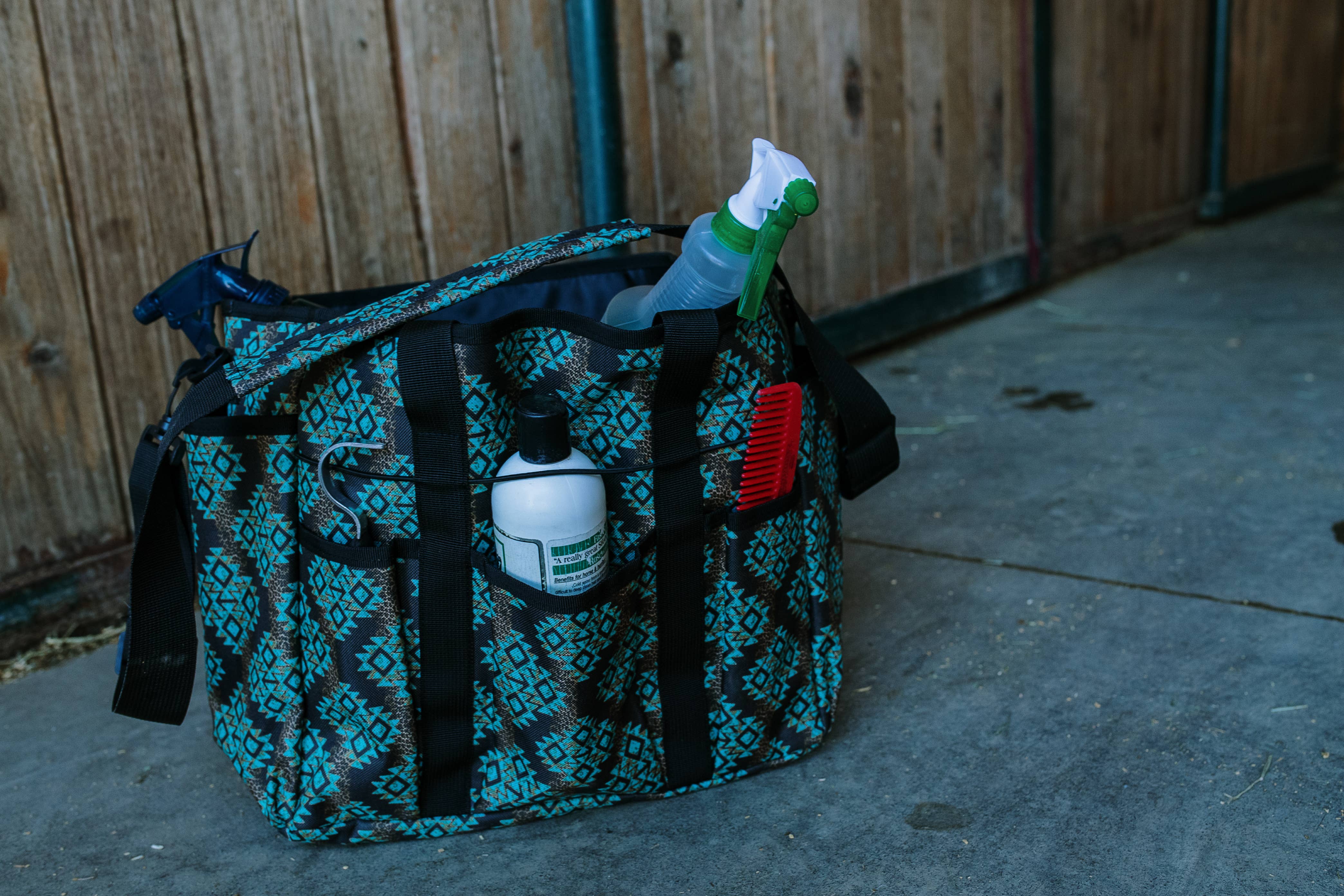 Schulz Equine - Venta al por mayor Equipamiento de equitación - Bolsa para equipo de aseo1