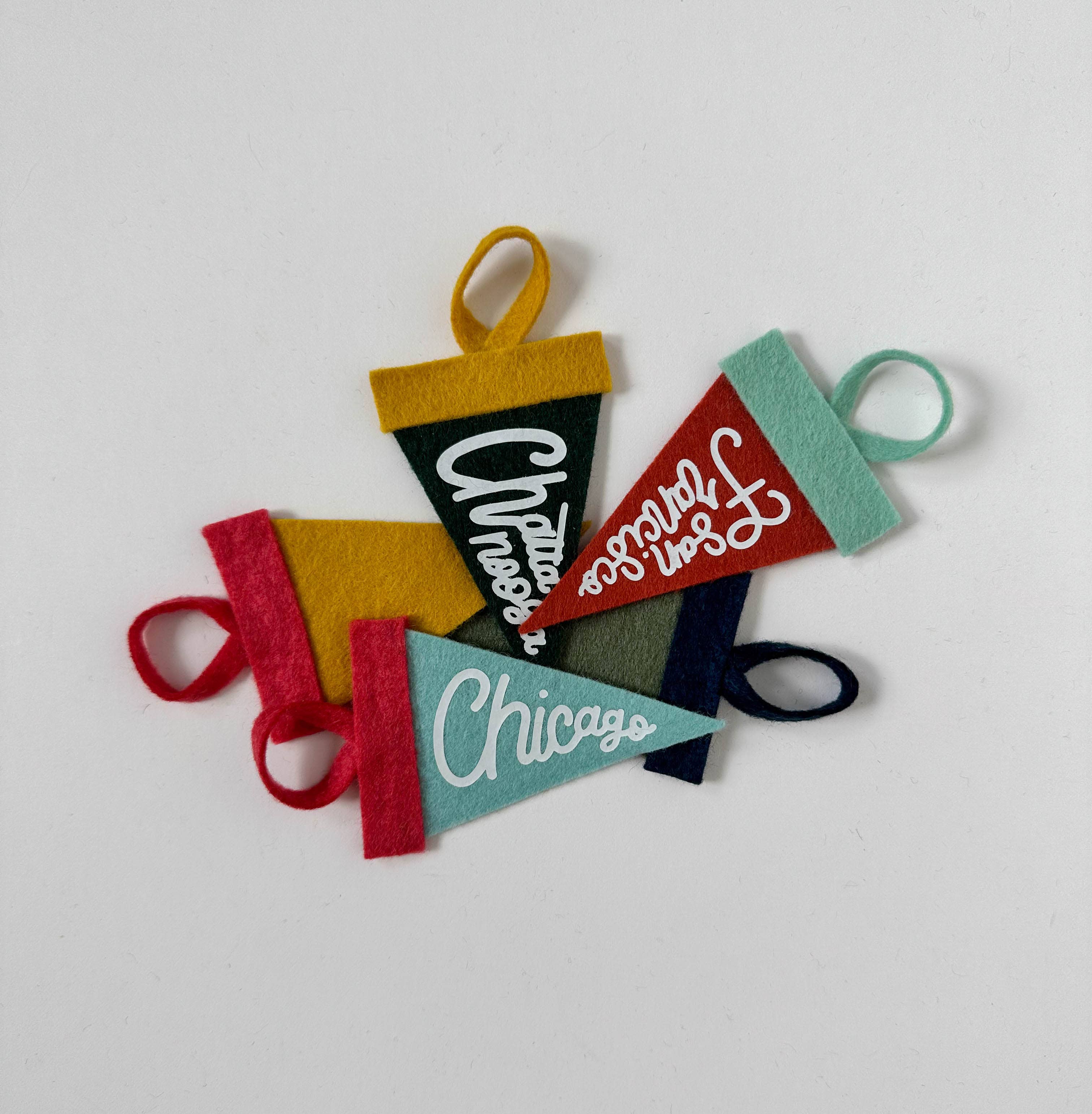 traveldashery - Vendita all'ingrosso Decorazione - mini gagliardetto personalizzato: colori classici