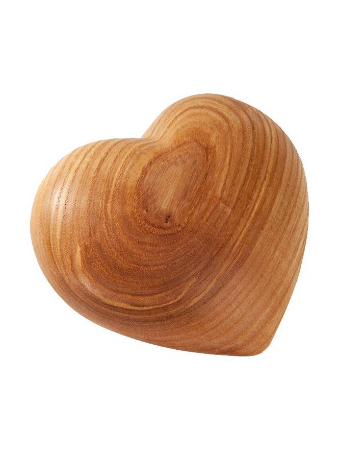 Heart carved in wood 11 x 9 cm for wholesale by Dolfi