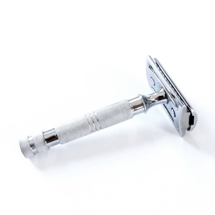 Stainless Steel Razor in Black Box for wholesale by Valor Organics