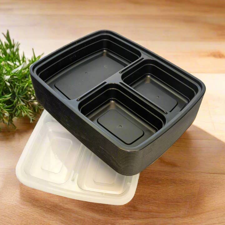 GW Restaurant Supplies - Wholesale Food storage container - Restaurant Quality Rectangular Plastic Tray 36 oz, 150 Count1