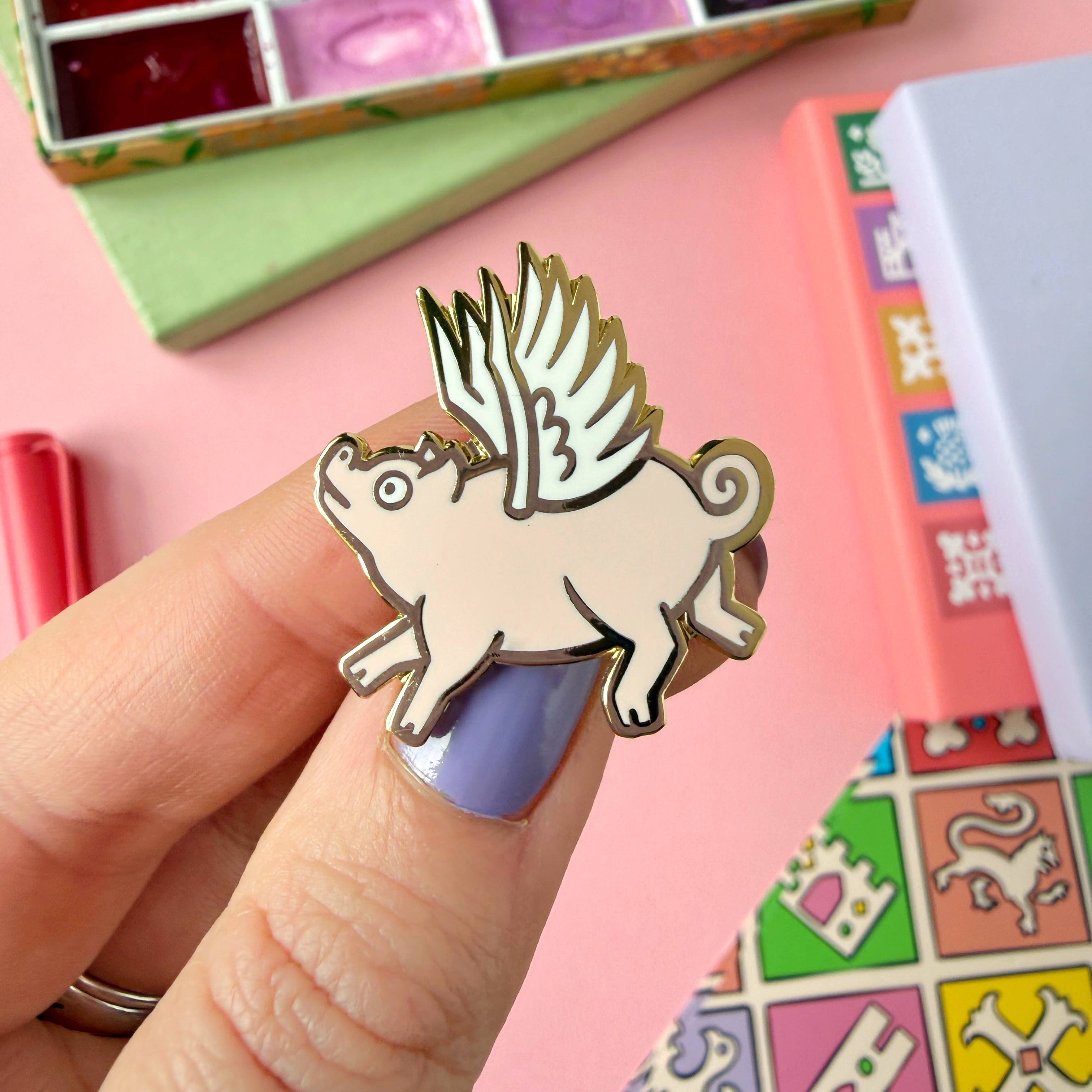 Stacey McEvoy Caunt - Wholesale Lapel Pin/Button - Flying Pig Enamel Pin1