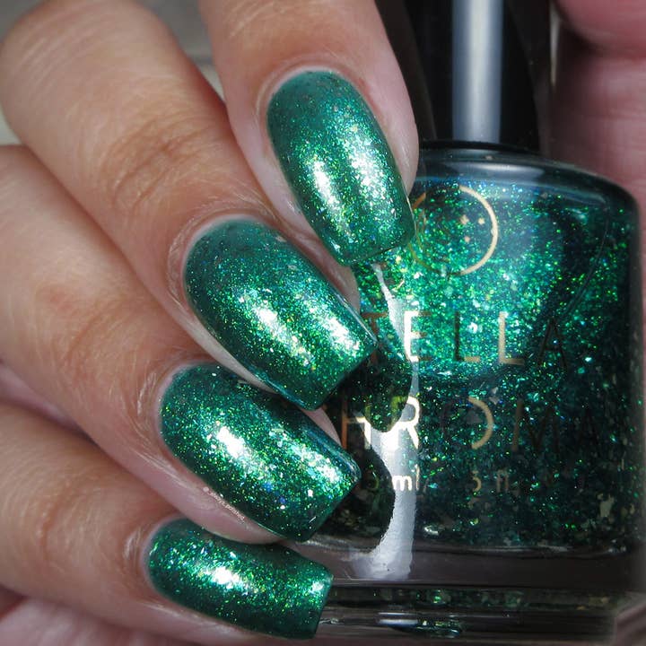 STELLA CHROMA - Wholesale Nail Polish - Flush With The Currency of Cool Green Nail Polish1