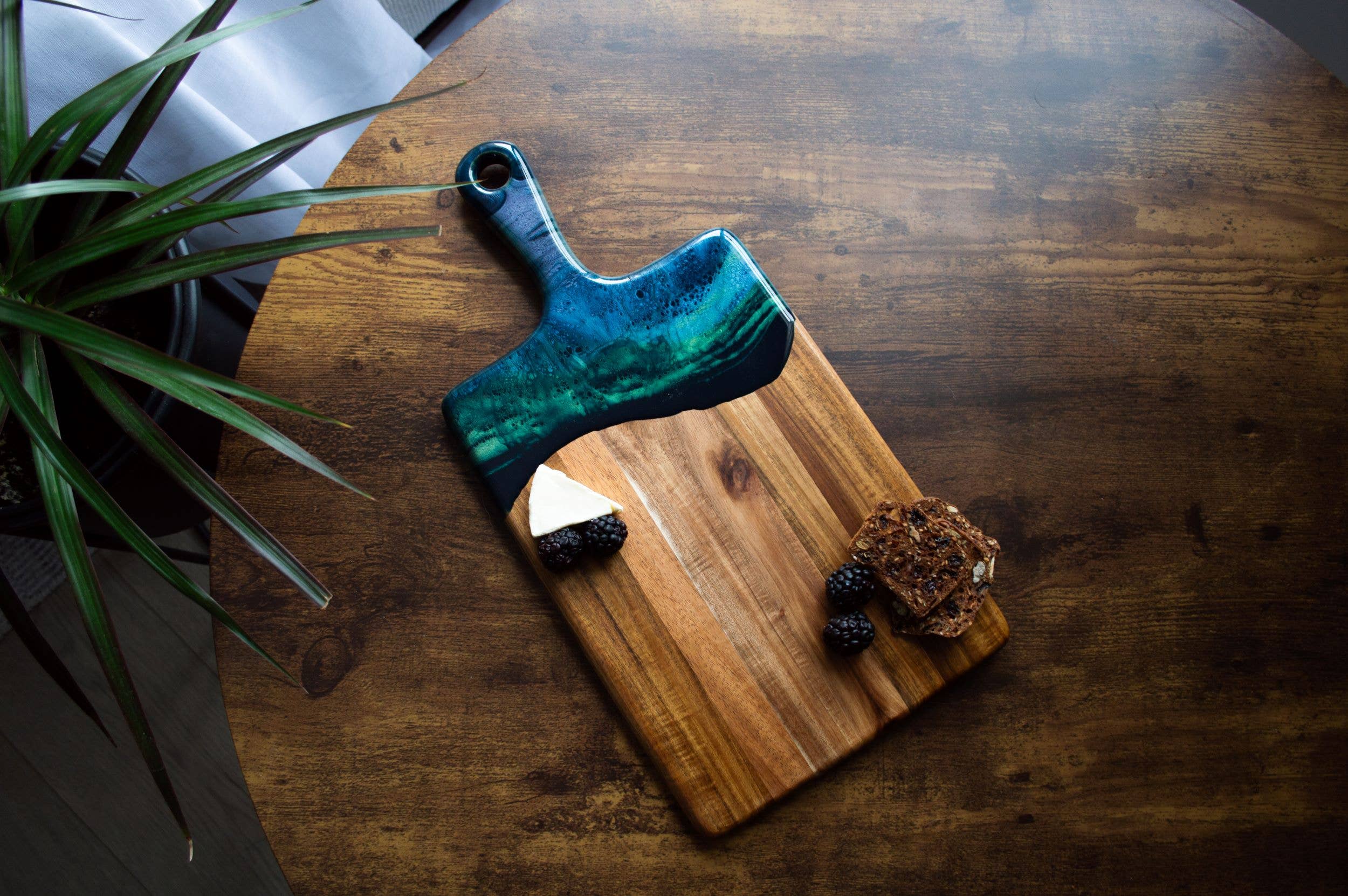 Lynn & Liana Designs - Wholesale Cheese Board - Charcuterie Board - Medium 8" x 16" NO TARIFFS!11