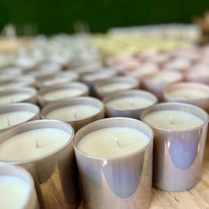 Customizable Iridescent Candle Making Kit