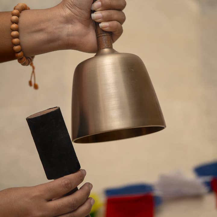 Himalayas Shop - Wholesale Meditation supplies - Singing Bowl with Handle2