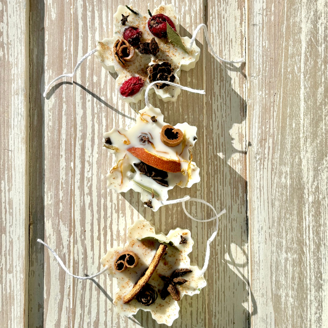 Mana Market Co. - Wholesale Lighter - Snowflake Fire Starter Scented Sachet & Wax Melt5