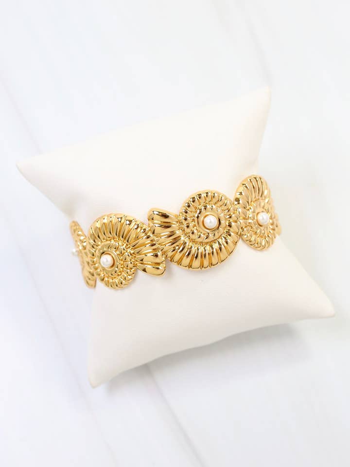 Bracelet Coquillage Holly Springs Or pour la vente par Caroline Hill