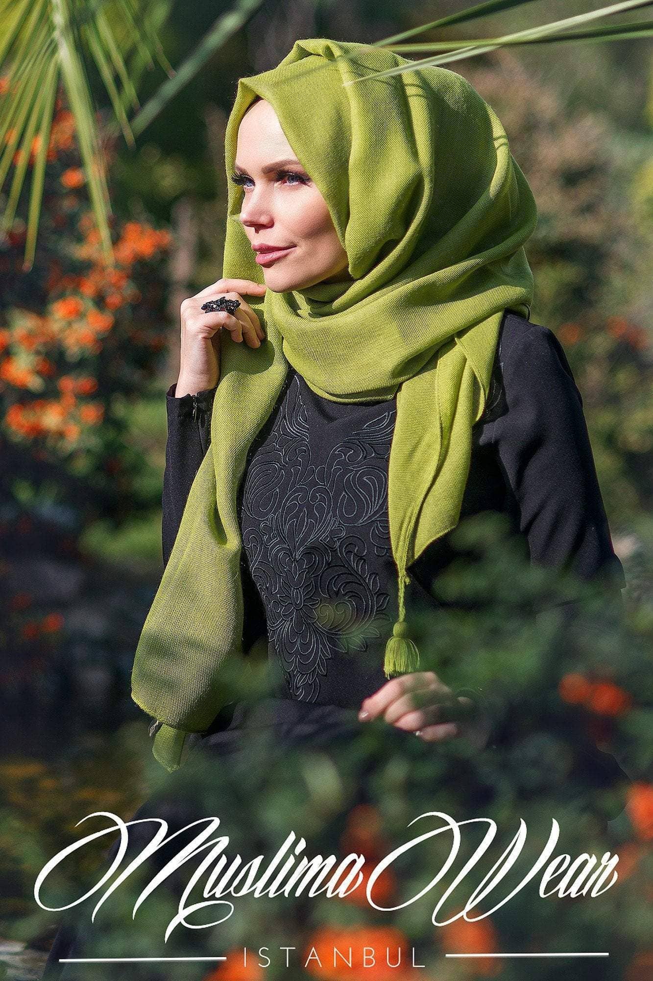 Queen Hijab Lime for wholesale on Faire