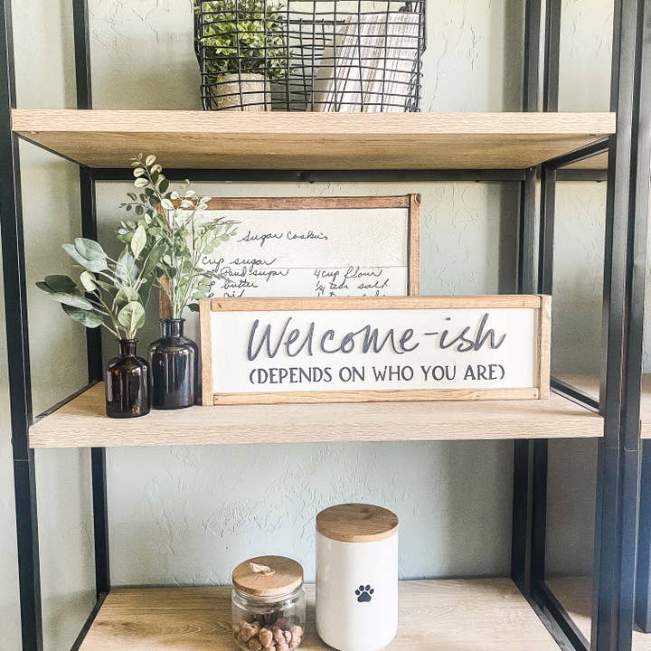 Welcome-Ih Depends On Who You Aare 3D segno laser per la vendita all'ingrosso da parte di Dakota + Pine Design Co.