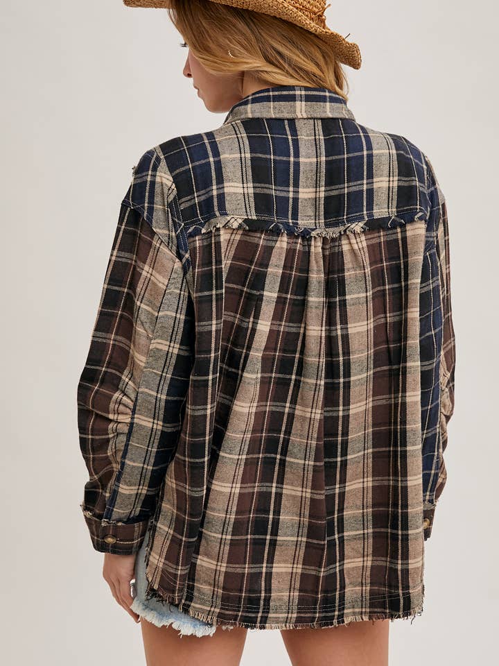 Bluivy - Wholesale Button Down Shirt - Women's - DISTRESSED HEM BUTTON DOWN PLAID SHIRT - 4TH OF JULY7