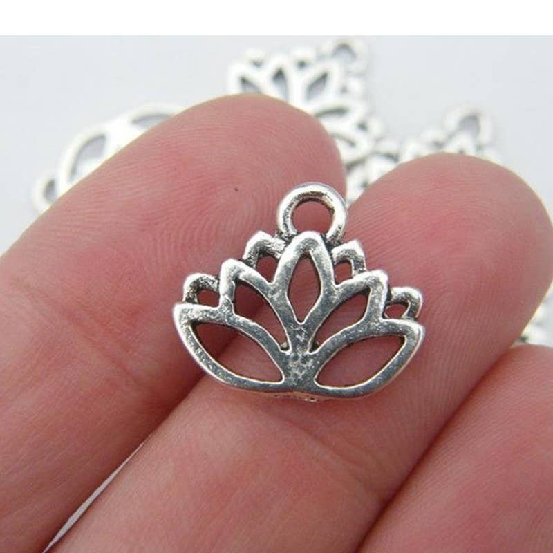 Artisans de Madagascar - Wholesale Individual Charm/Pendant - 10 Lotus Flower Charms 14 x 16 mm0