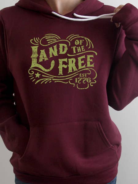 Sweat à capuche Land of the Free pour la vente par Wildberry Waves