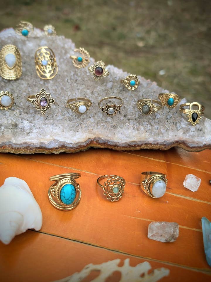 LA VIBRA ∆ Anillos ∆ La Colección de Anillos Alma Nómada para venta al por mayor de Sea Gypsy Designs