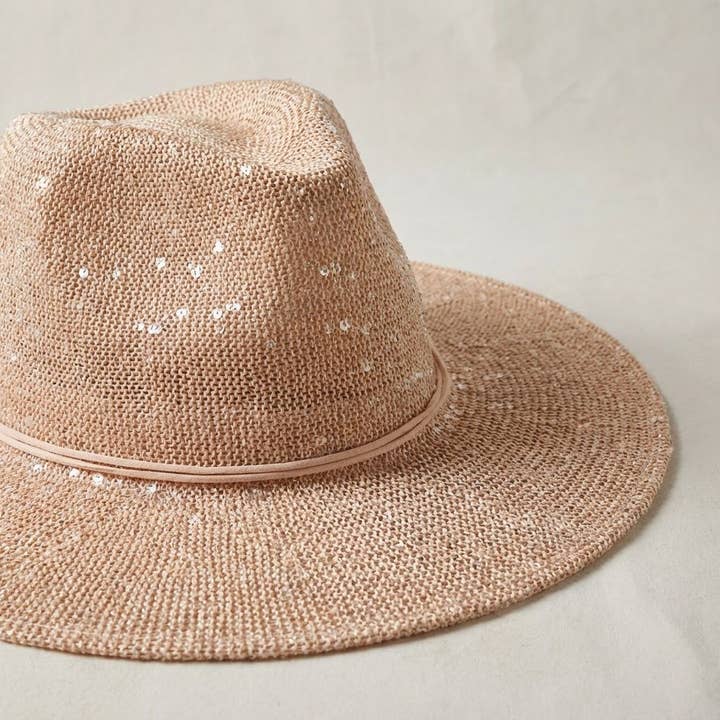 Chapeau de cowboy rose pâle avec broderie de sequins chapeau panama pour la vente par PinktownUSA