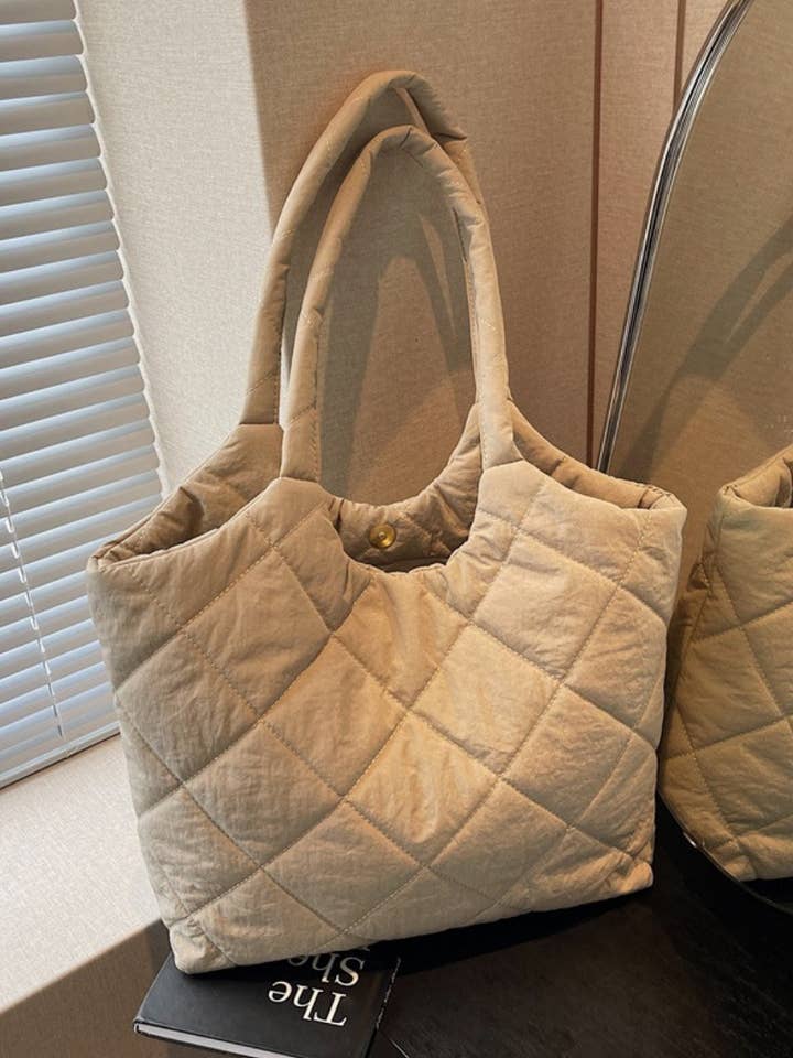 Solid Color Large Capacity Puffer Handbag DPB2511 for wholesale by Dipped Shop