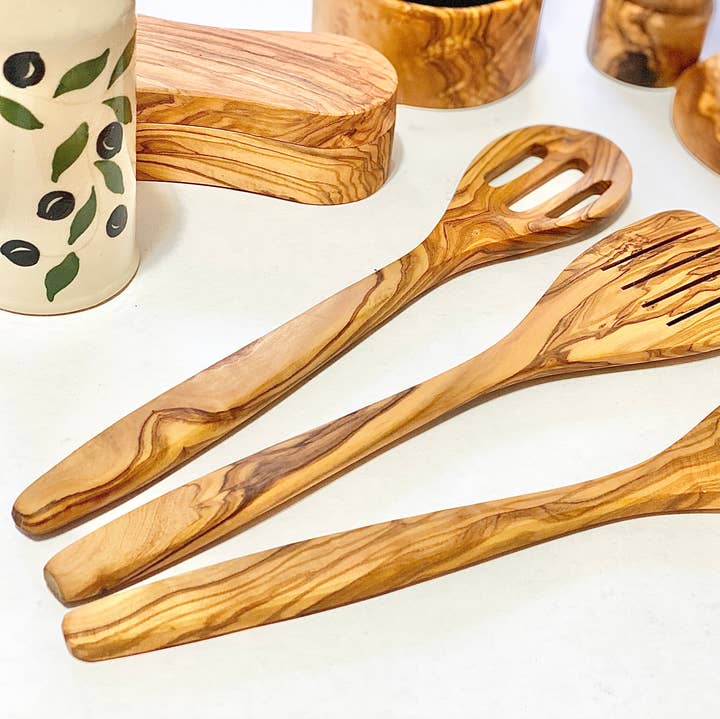 Ustensiles de cuisine en bois d'olivier pour la vente par Natural OliveWood
